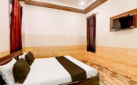 Collection O Queen'S Palace